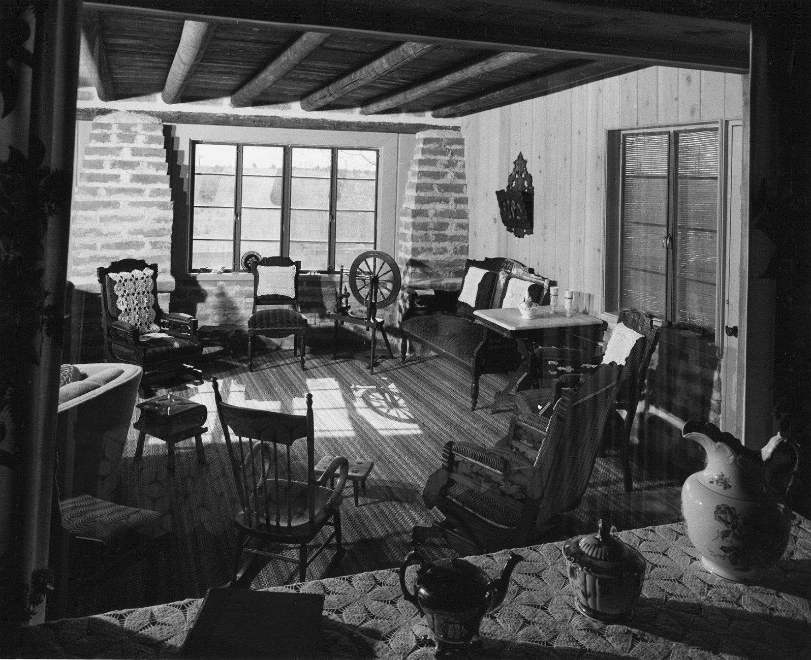 1963 Tucson home photos: A house filled with family heirlooms